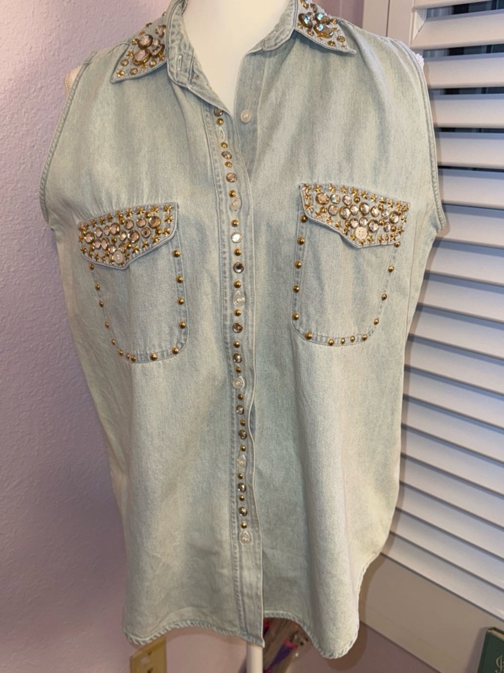 80s/90s Embellished Light Wash Denim Sleeveless Shirt
